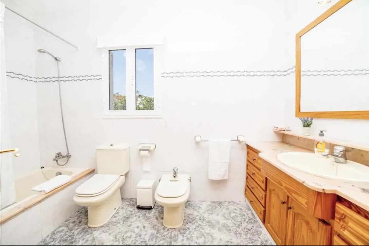 Villa With Pool In Cala Blanca With Sea Views 桑坦德利亚湾 外观 照片